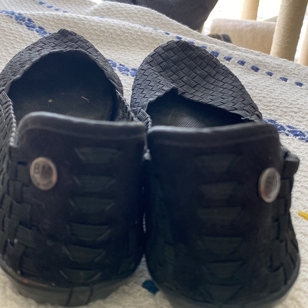 Black flats - Picture 3 of 3